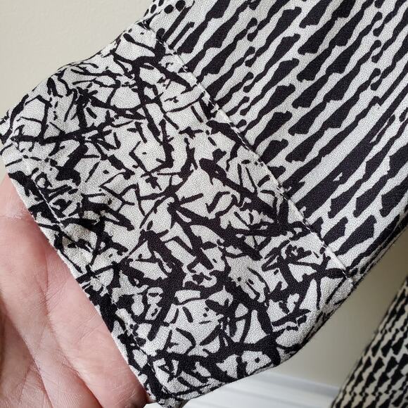 Soft Surroundings Shift Dress M Neutral Career Classic Casual Breathable Relaxed - Picture 4 of 10